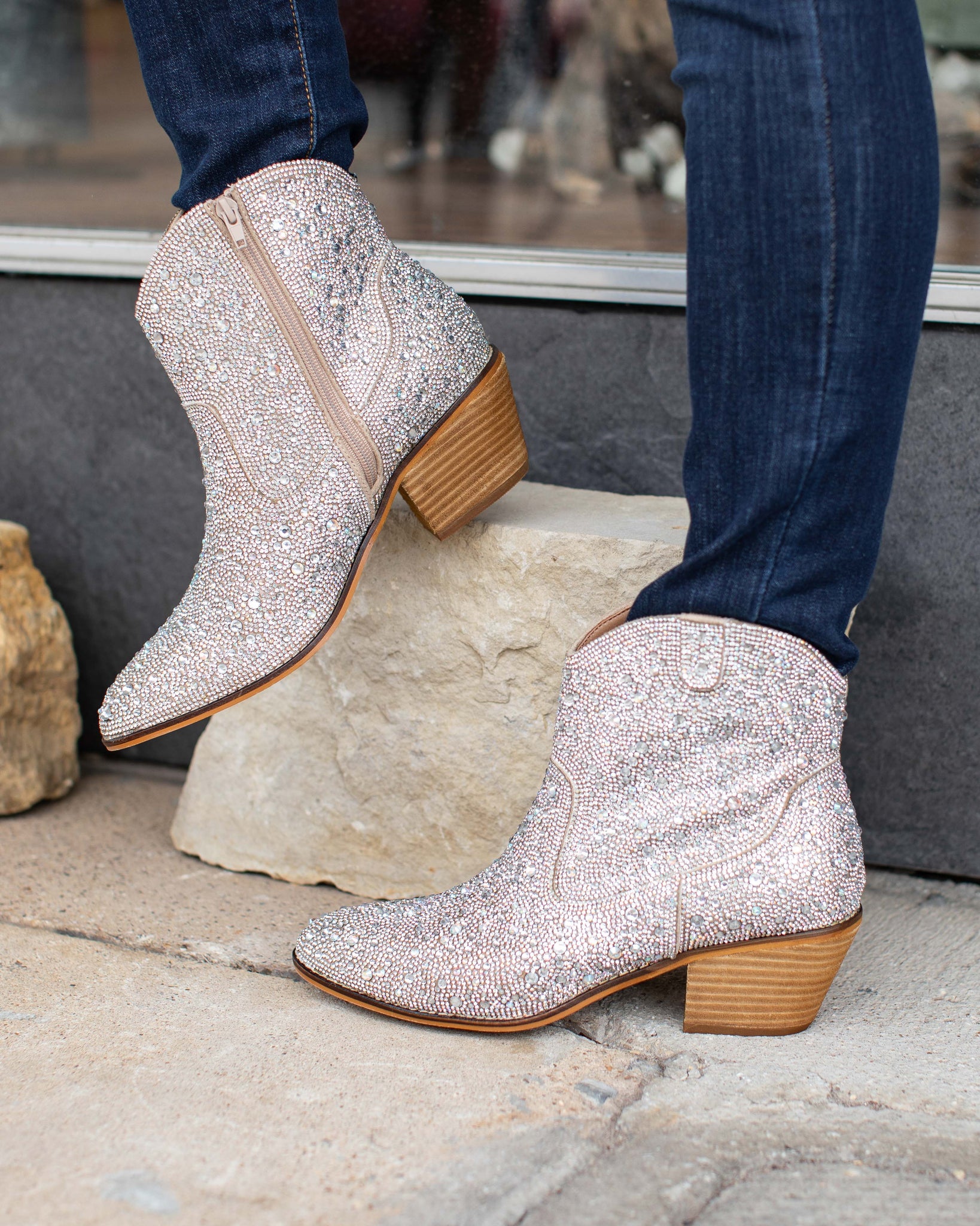 SHINE BRIGHT BOOT BY CORKY'S