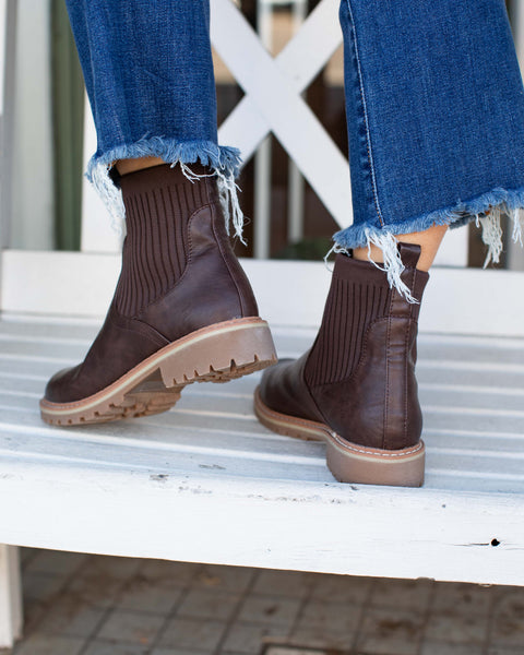 CABIN FEVER BOOT BY CORKY'S - CHOCOLATE