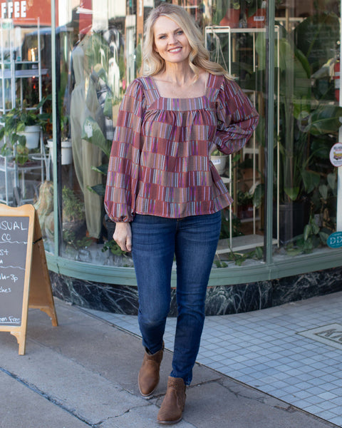 WINE COUNTRY SHIRRED SQUARE NECK TOP
