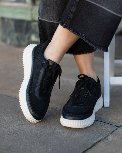 BLACK ADVENTURE PLATFORM SNEAKER BY CORKYS