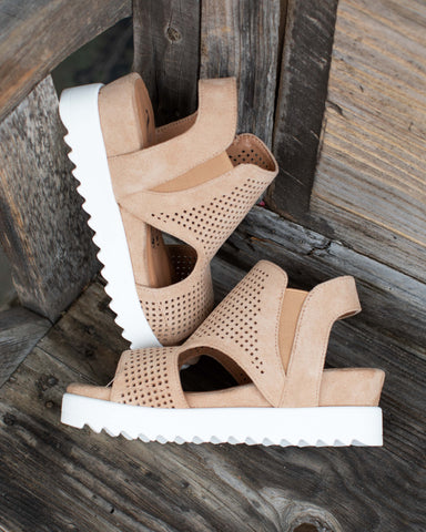 AMY PLATFORM SANDAL BY VERY G - SAND