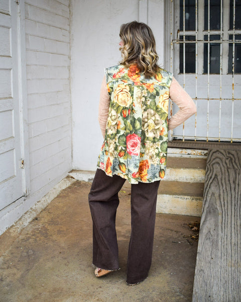 PEARL SNAP FLANNEL VEST TOP - BY A RARE BIRD - CREAM FLORAL