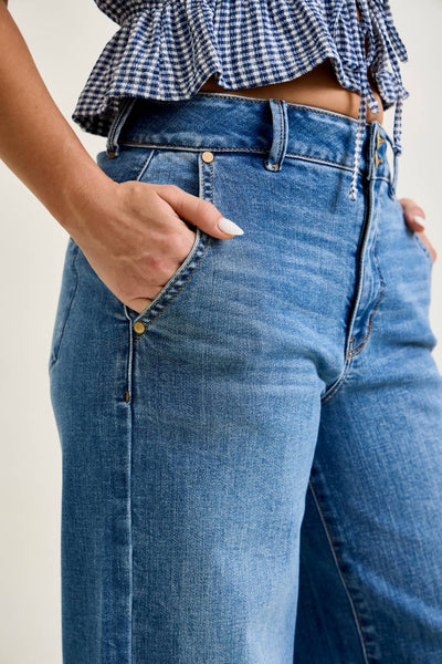 HIGH RISE COLUMN TROUSER LEG JEAN BY JUDY BLUE - MEDIUM WASH - REG/CURVY - Salty Lime Boutique