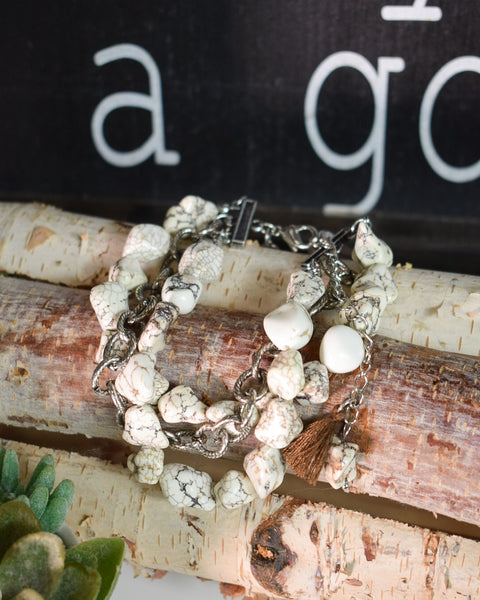 HOWLITE STONE TOGGLE BRACELET