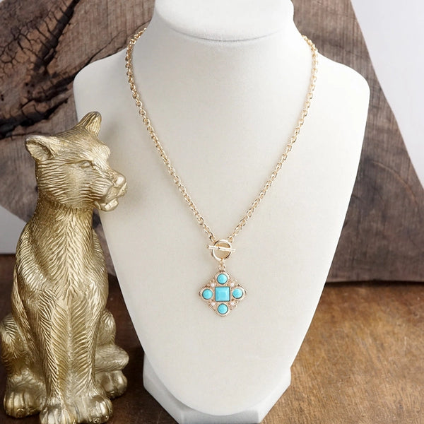 Verdant Relic – Ornate Pendant NECKLACE- GOLD - Salty Lime Boutique