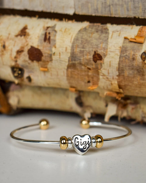 CELEBRATING THE MOMS HEART CHARM BRACELET  - SILVER
