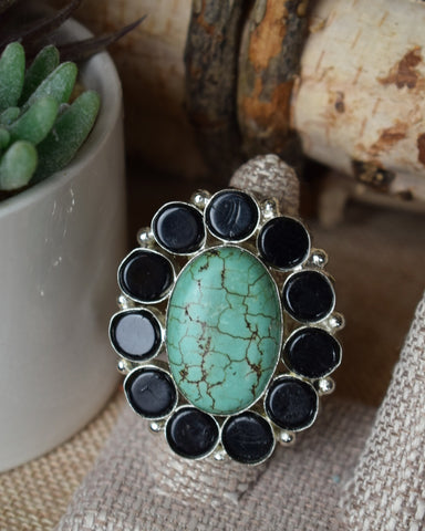 OVAL FLOWER RING - TURQUOISE/ONYX