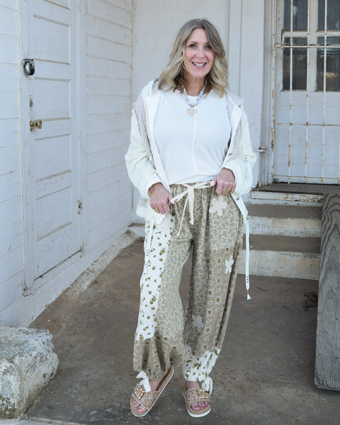 OH MY FLOWERS PANT BY POL - SAND MULTI