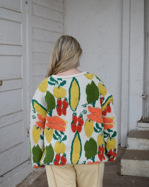 VEGGIE GARDEN JACQUARD BUTTONED CARDIGAN - CREAM - REG/CURVY