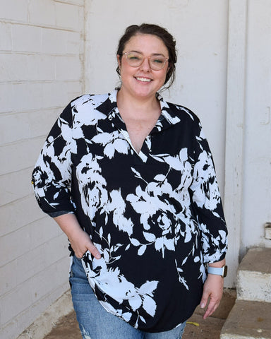 HARPER BUTTON SLEEVE FLORAL TOP - BLACK/WHITE - REG/CURVY