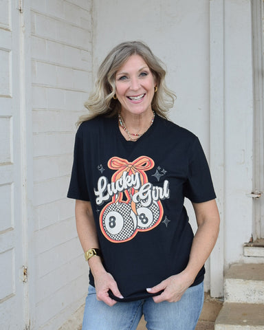 LUCKY GIRL GRAPHIC TEE - BLACK - CURVY
