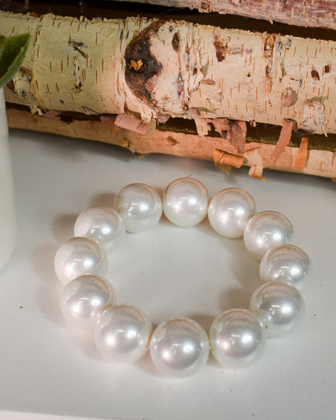 CHUNKY PEARL BEADED STRETCHY BRACELET