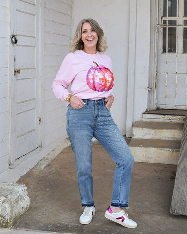 MID-RISE RIGID MAGIC RELEASE HEM BOYFRIEND JEAN BY JUDY BLUE - REG/CURVY