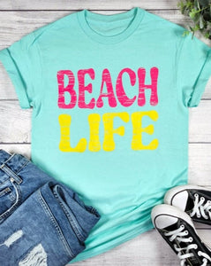 BEACH LIFE GRAPHIC TEE