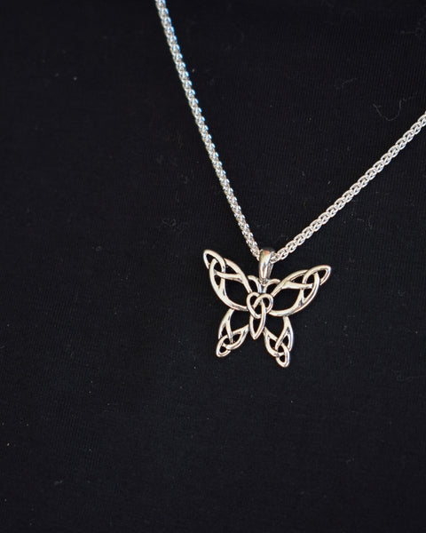 RESTOCK - BUTTERFLY NECKLACE