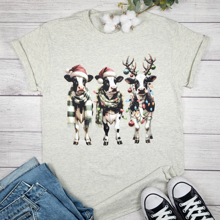 THREE COWS CHRISTMAS LIGHTS GRAPHIC TEE