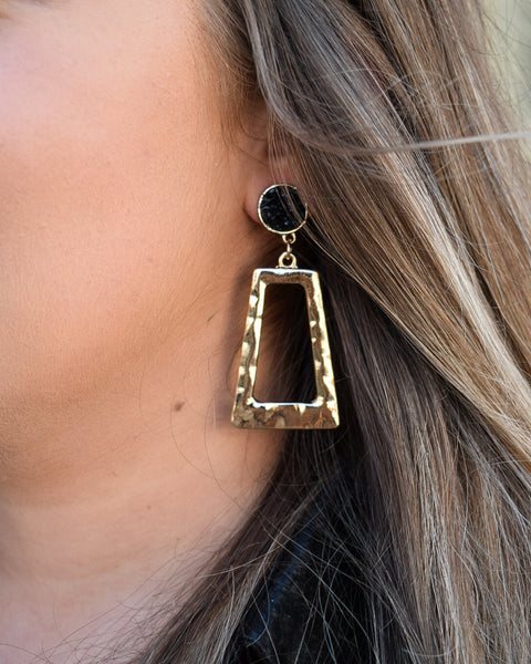 DON'T BOX ME IN EARRING - BLACK