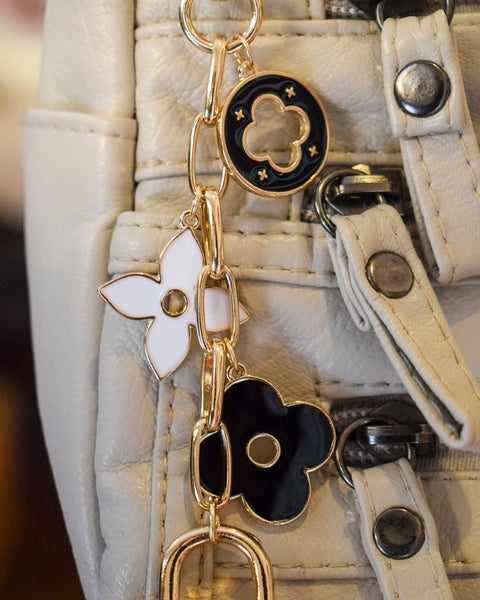CLOVER & BAG CHARMS PURSE CHARM - BLACK/WHITE