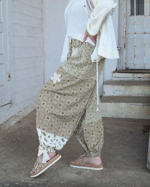 OH MY FLOWERS PANT BY POL - SAND MULTI