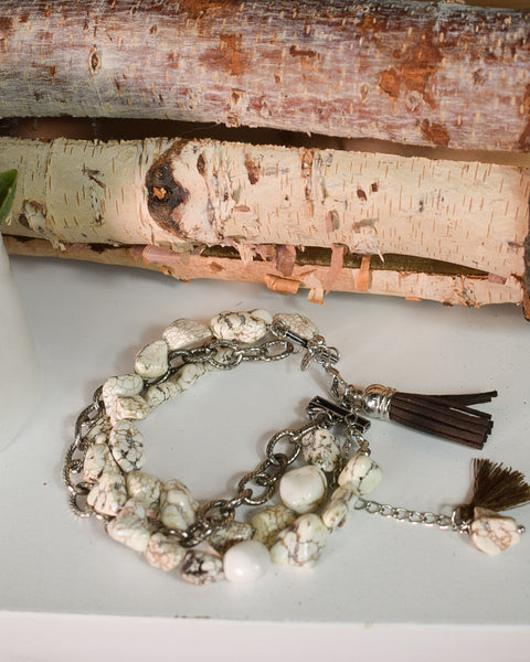 HOWLITE STONE TOGGLE BRACELET
