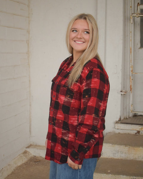 RED & BLACK CHECKERED FLANNEL TOP WITH SEQUIN SANTA PATCH - RED