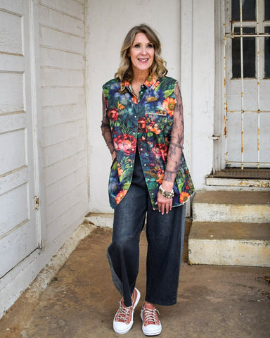 PEARL SNAP FLANNEL VEST TOP - BY A RARE BIRD - NAVY FLORAL
