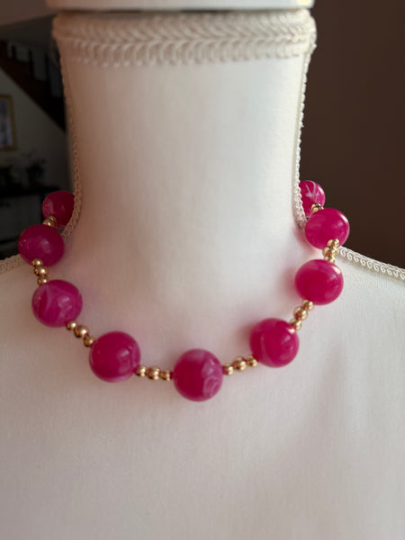 Chunky Marbled Fuchsia Bead Necklace