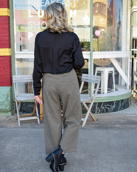 JANET HERRINGBONE PRINT PANTS - BLACK