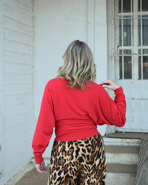 OFF THE SHOULDER LUXE CASHMERE TOP - RED