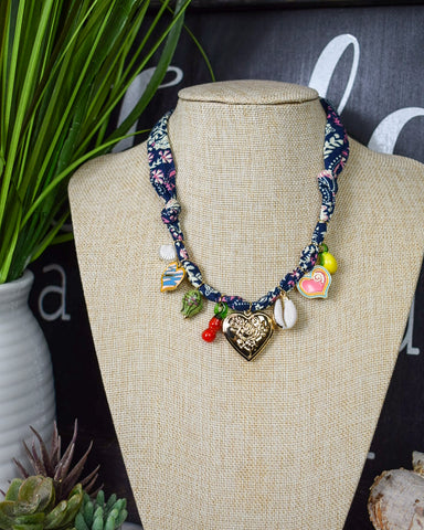 SCARF CHARM NECKLACE - NAVY