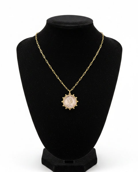 Queen Coin Necklace - Gold