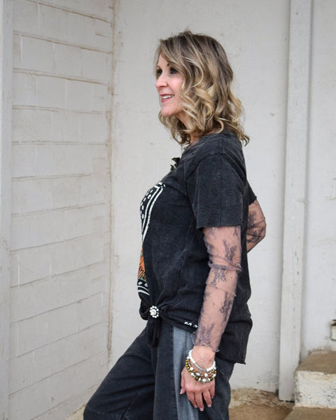 LIVING IN LACE MESH UNDERSHIRT- GREY