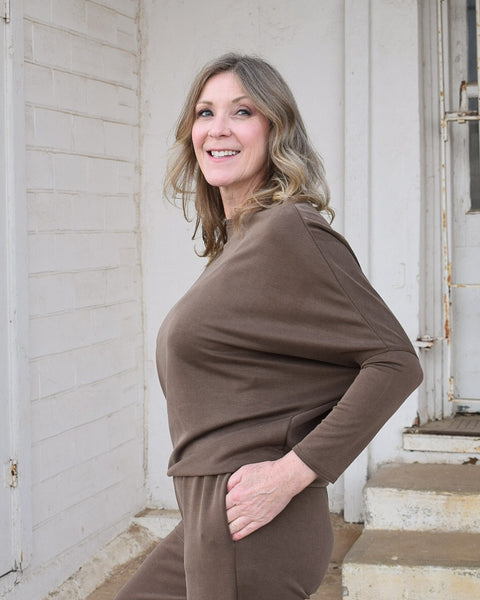 SCUBA DOLMAN SLEEVE TOP - BROWN
