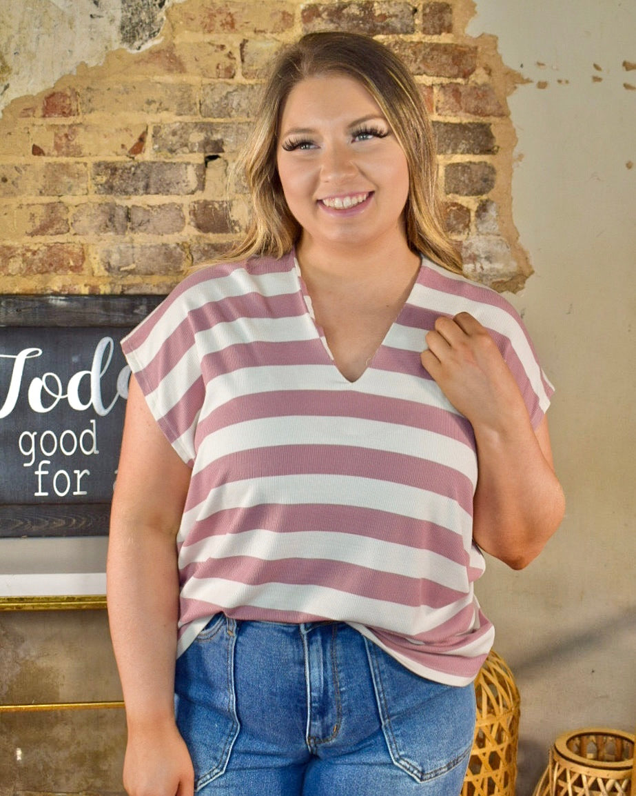 AMERICAN HONEY GRAPHIC TEE