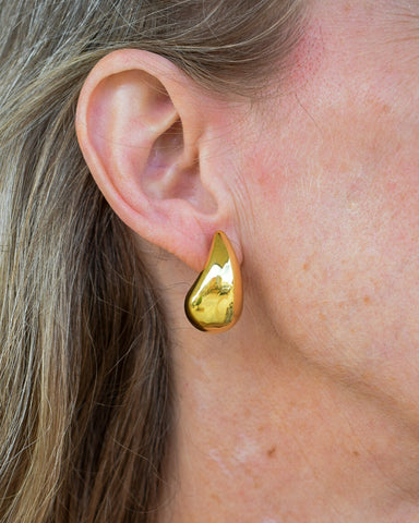 COLETTE 18K GOLD NON-TARNISH LARGE HUGGIE DROP EARRINGS- GOLD