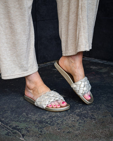 EXTRA SANDAL BY CORKYS- GOLD