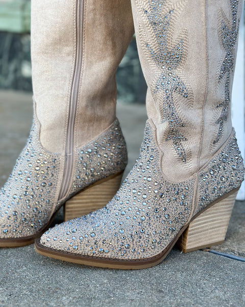 ADDIE TAUPE BOOT BY VERY G