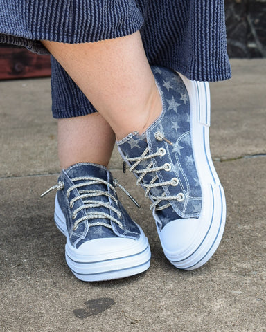 AMAN SNEAKS BY VERY G - NAVY STARS