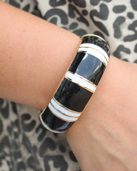 STRIPED ENAMEL HINGED BRACELET  - BLACK - Salty Lime Boutique