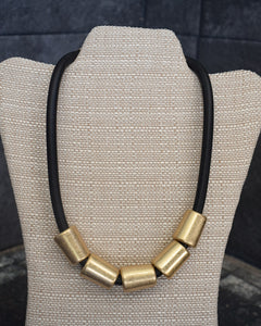 CHUNKY CYLINDER BEAD NECKLACE - GOLD