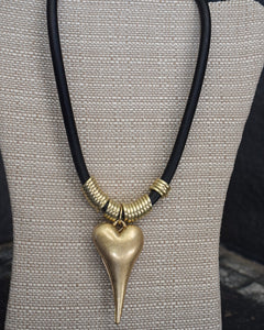 CHUNKY SLIM HEART BEADED NECKLACE - GOLD