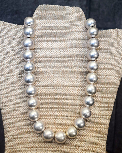 CHUNKY ROUND BEAD NECKLACE - 2 COLORS
