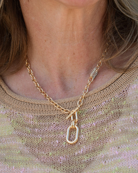 JENNY FRONT TOGGLE NECKLACE - GOLD