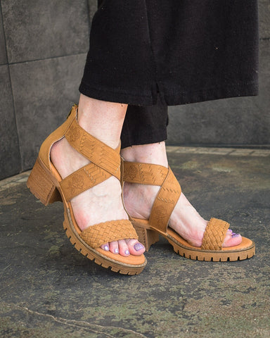 VANA SANDAL BY VERY G- BROWN