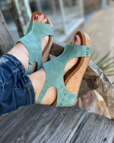 LIBERTY WEDGE BY VERY G - TURQUOISE