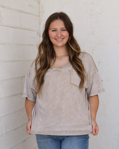 MINERAL WASHED V-NECK TOP- TAUPE