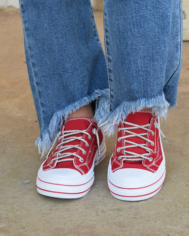 AMAN SNEAKS BY VERY G - RED