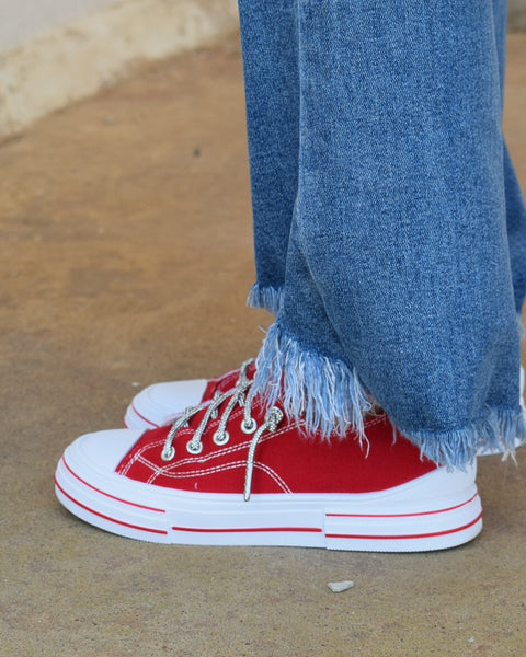 AMAN SNEAKS BY VERY G - RED