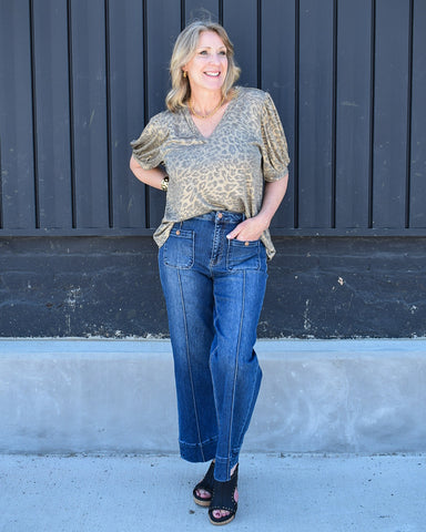 RESTOCKED HR PINTUCK & PATCH POCKET WIDE CROP JEANS BY RISEN