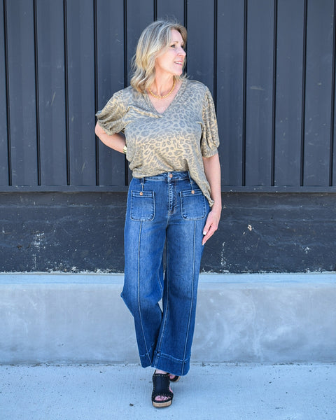 RESTOCKED HR PINTUCK & PATCH POCKET WIDE CROP JEANS BY RISEN
